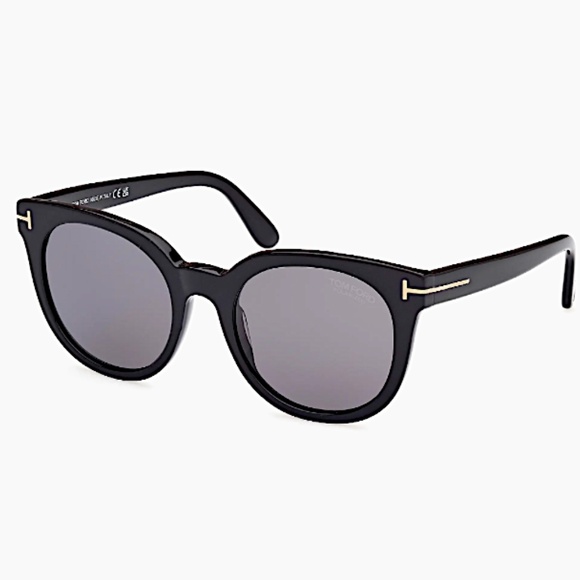 Tom Ford Margaux-02 Sunglasses FT0615 01B 50 main image 8